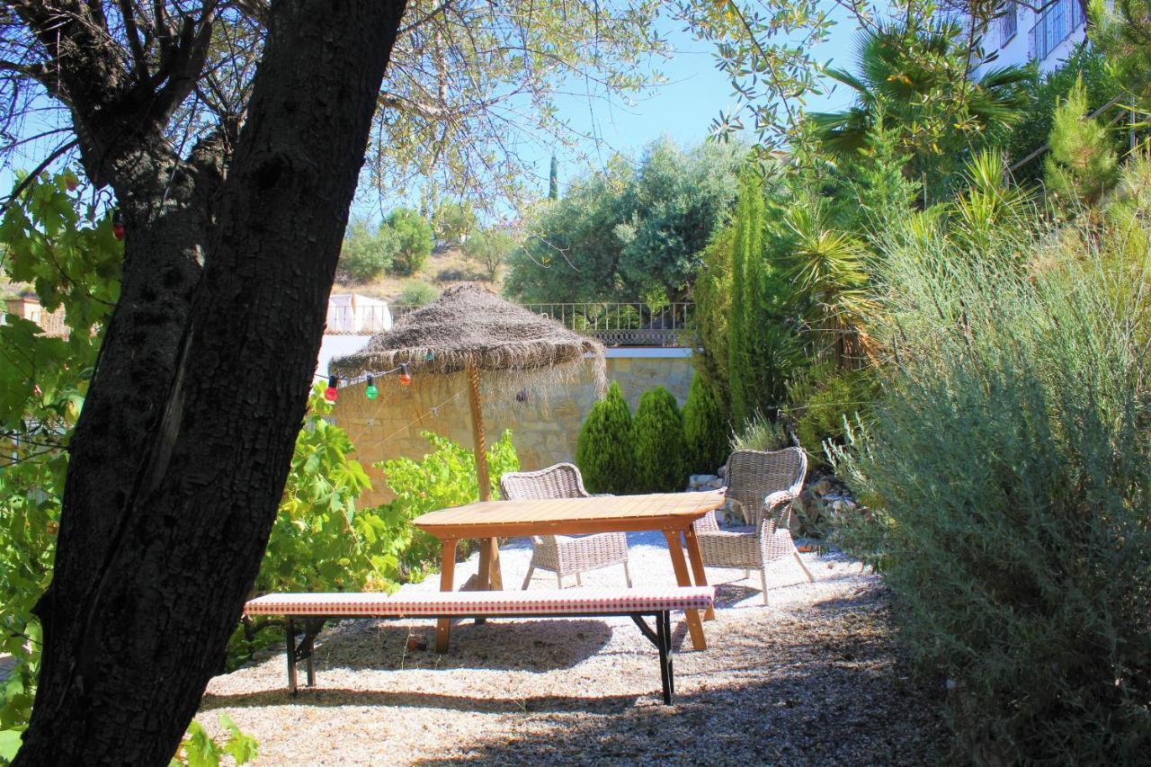 El Nispero Dulce Bed & Breakfast Alcaucín Exterior photo