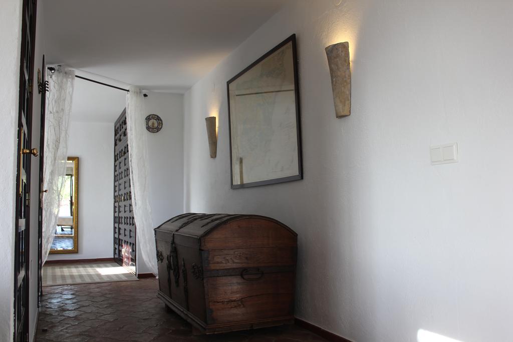 El Nispero Dulce Bed & Breakfast Alcaucín Exterior photo